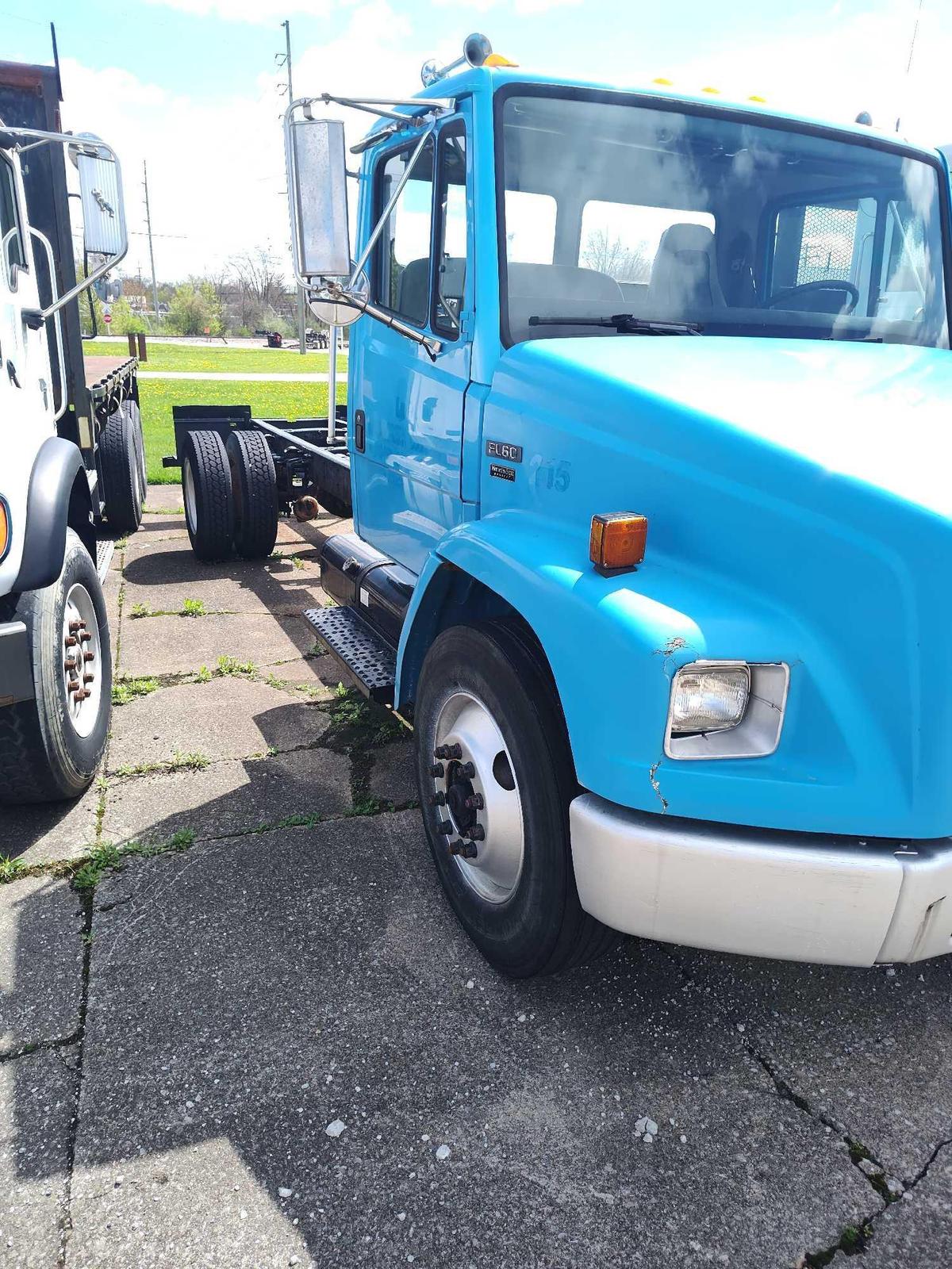 2001 Freightliner FL60 cab & chassis. 186K miles