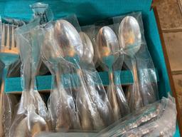 Reed and Barton Service for 12 Flatware Set