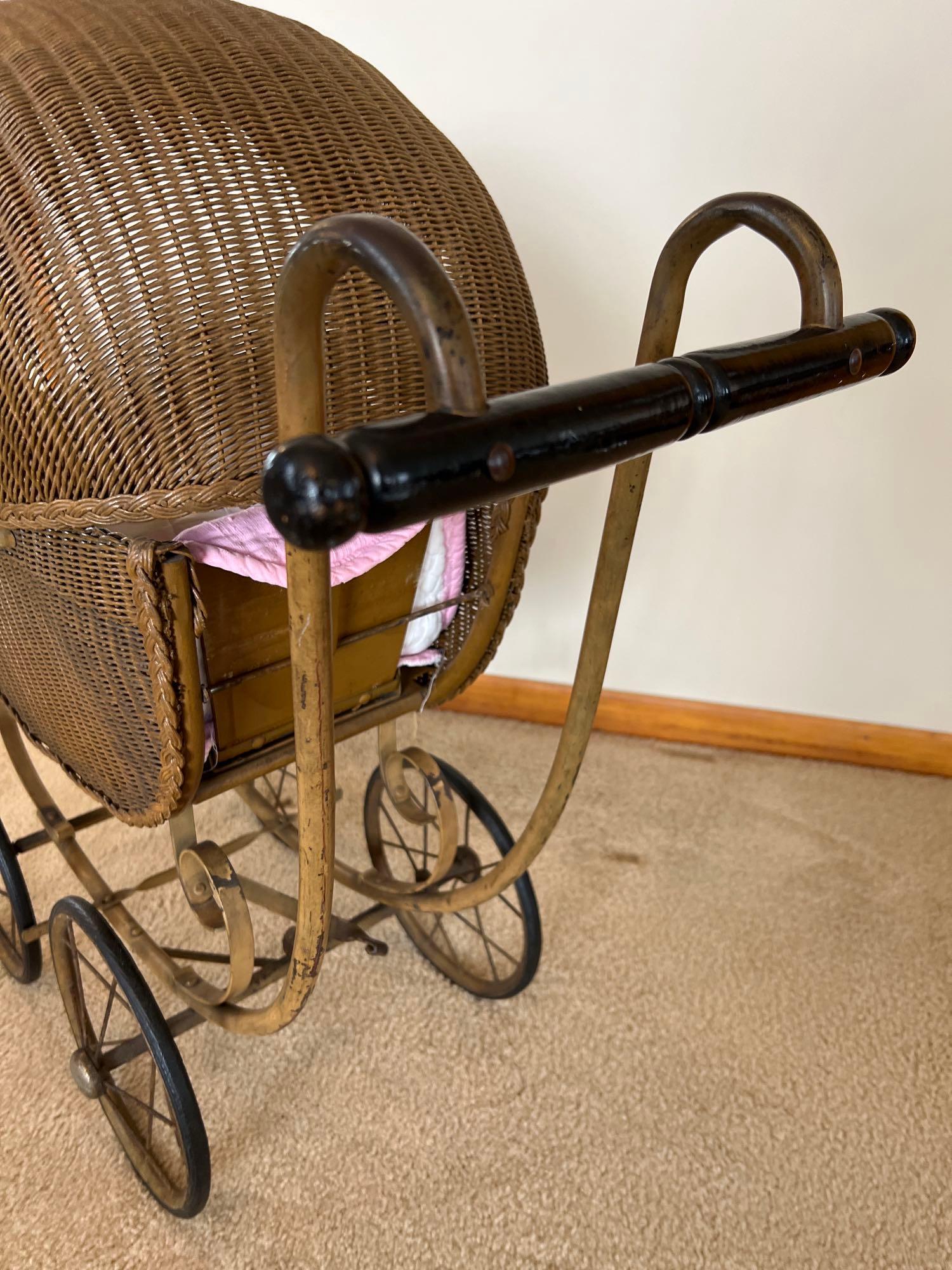 Early Baby Buggy with Dolls