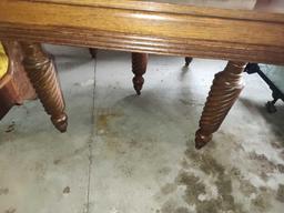 5 Legged Square Table W/ Pull out Leaves