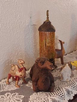 Assortment of Small Camel Decor, Camel Lamp, & Small Statuette