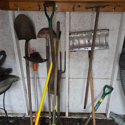 Remaining Contents of Shed - Yard Tools, Electric Yard Tools, Stand, & Worx Mower (Missing Battery)