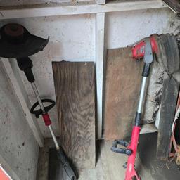 Remaining Contents of Shed - Yard Tools, Electric Yard Tools, Stand, & Worx Mower (Missing Battery)