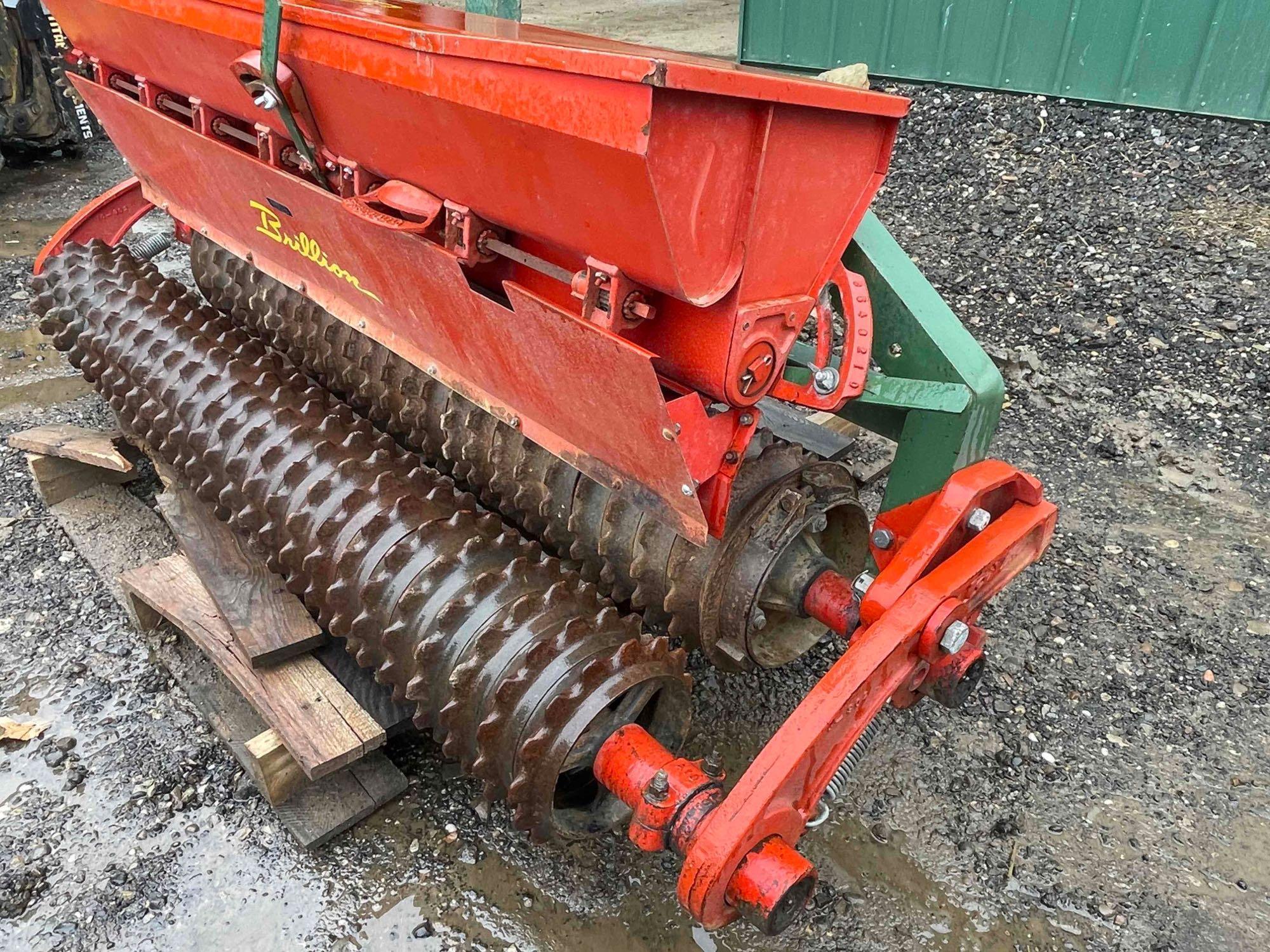 Brillion SSP-604 3pt grass seeder