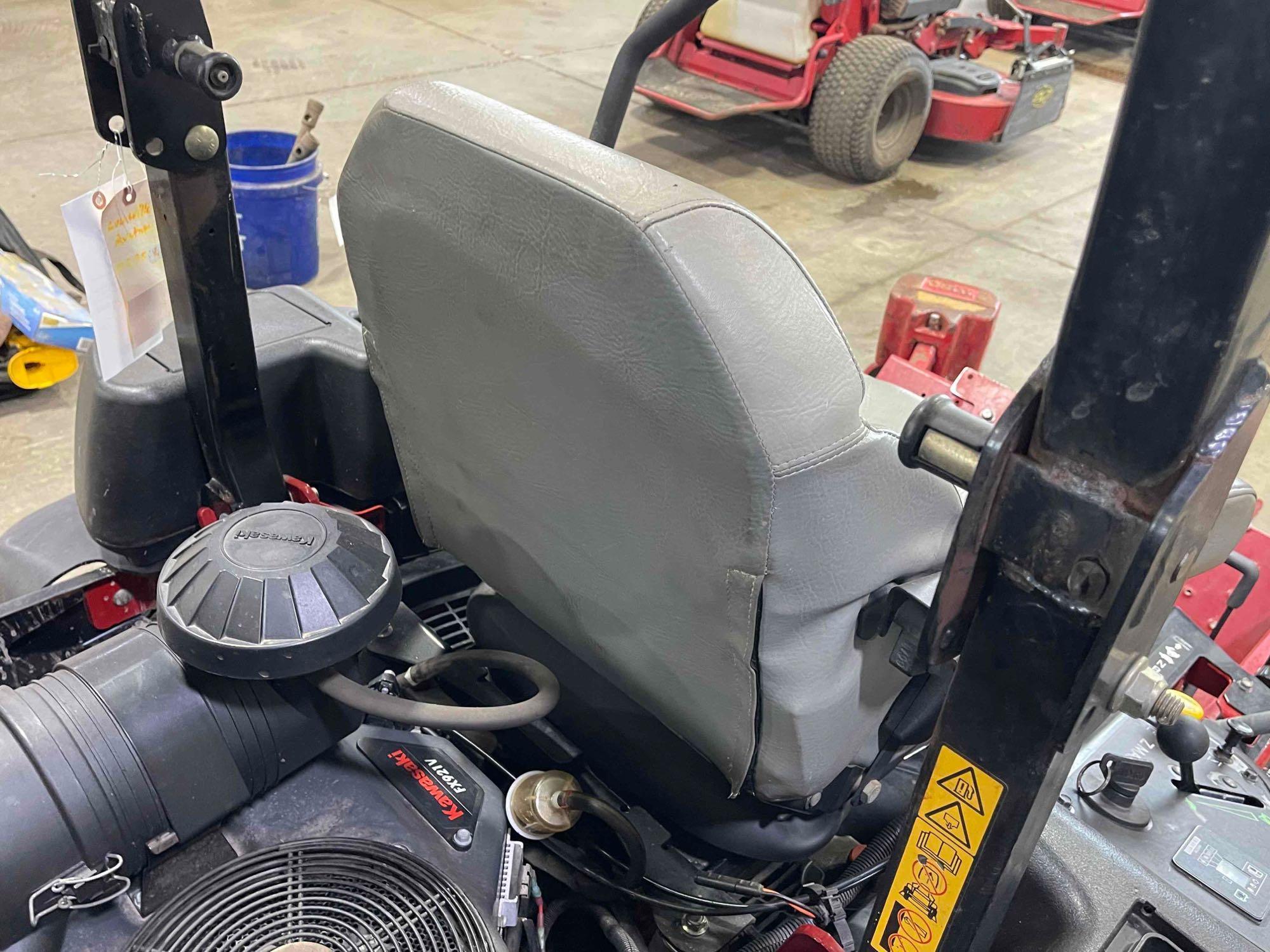 Toro Z Master riding mower, 60 inch, with vacuum bagger 1,691 hrs, runs