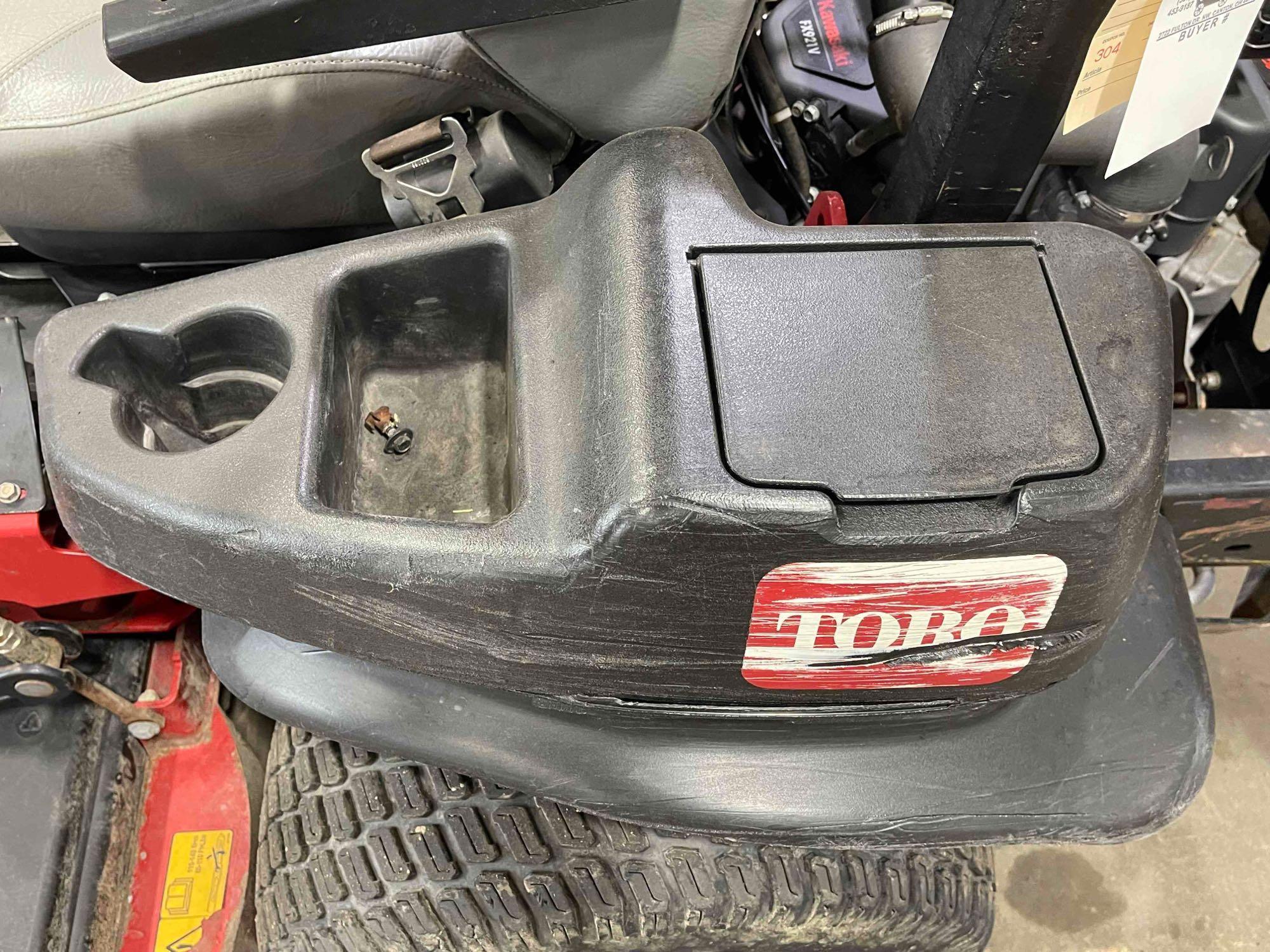 Toro Z Master riding mower, 60 inch, with vacuum bagger 1,691 hrs, runs