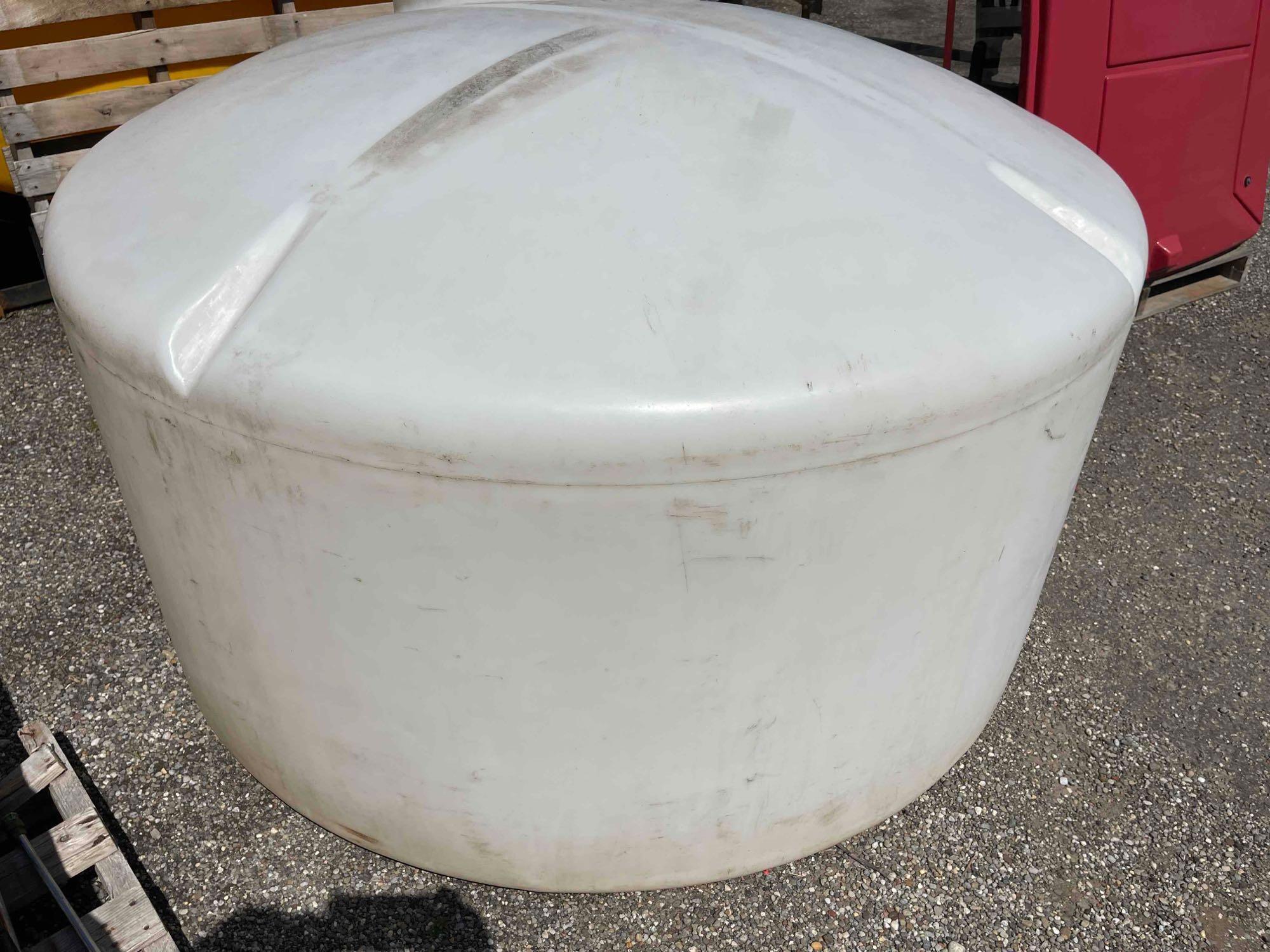 500 gallon poly tank