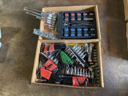 socket set - sockets - extensions - Allen wrenches
