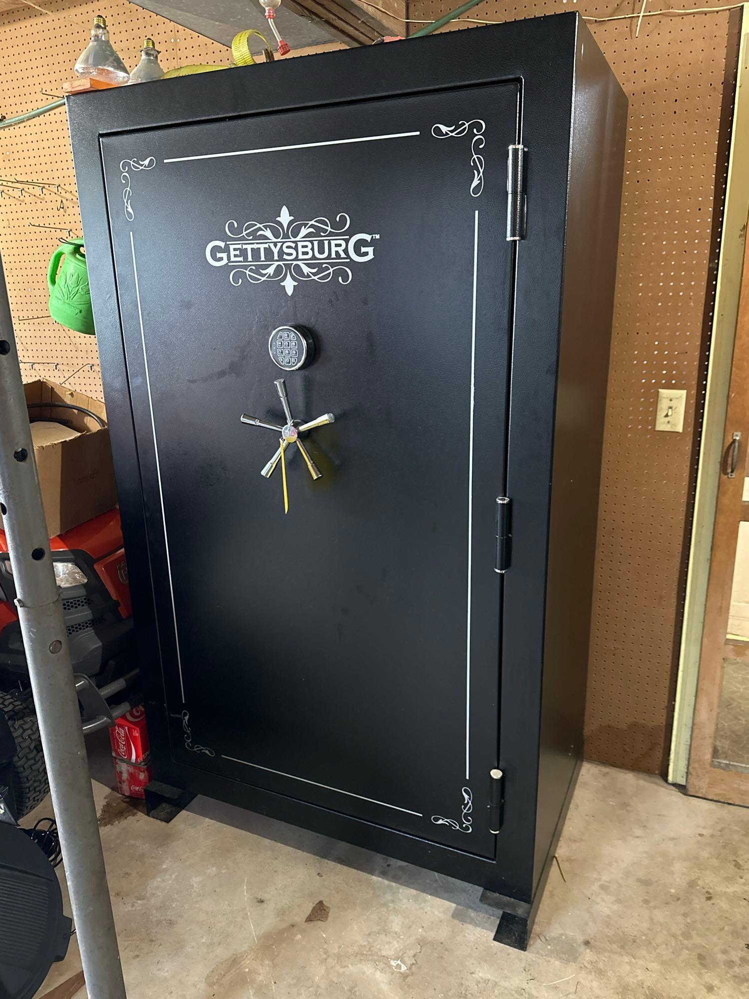 Gettysburg 84 gun safe - No Combo - have key to open