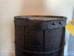 Vintage Wine Barrel, Casing Decor