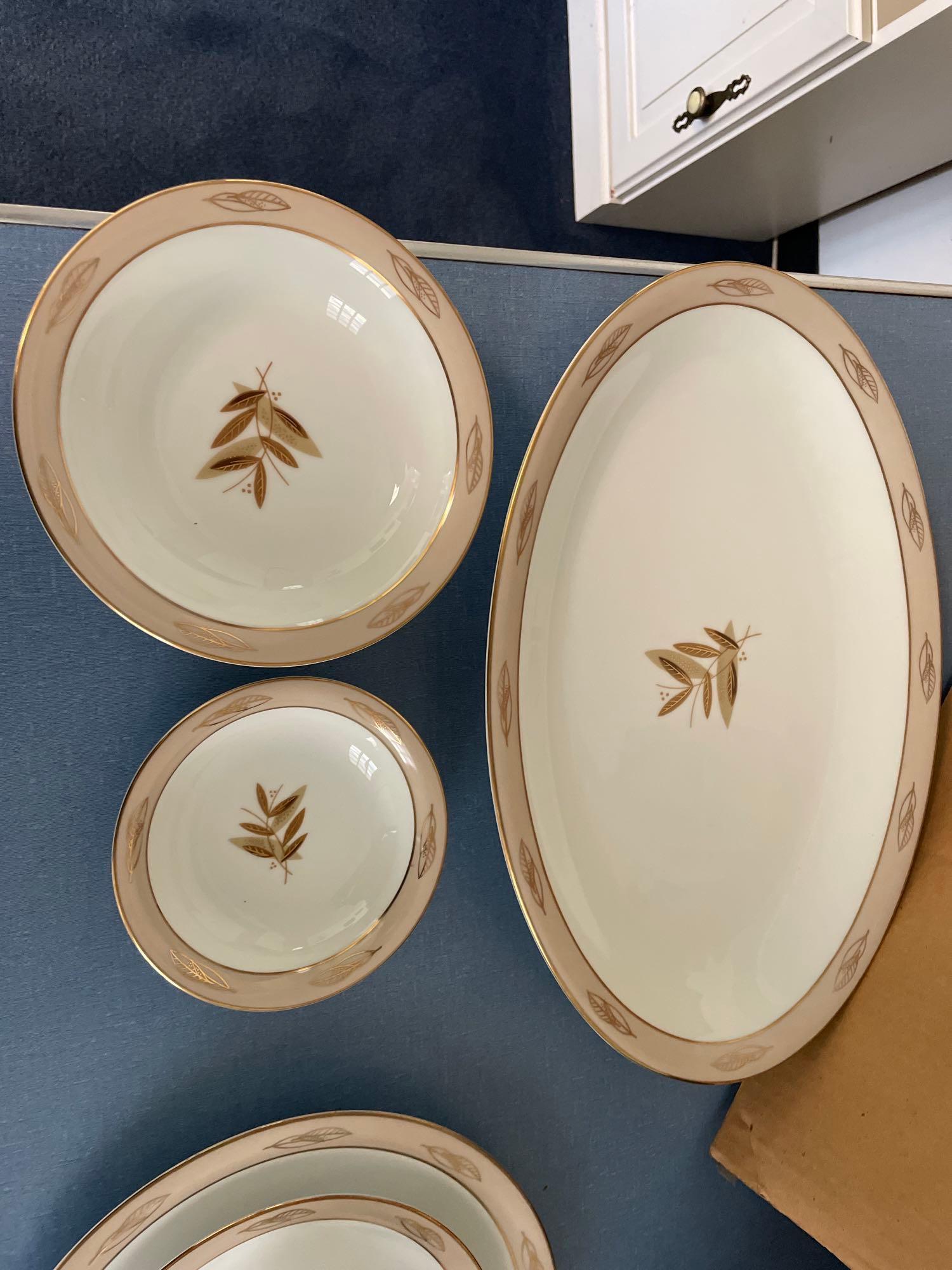 Noritake China Dish Set