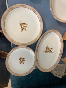 Noritake China Dish Set