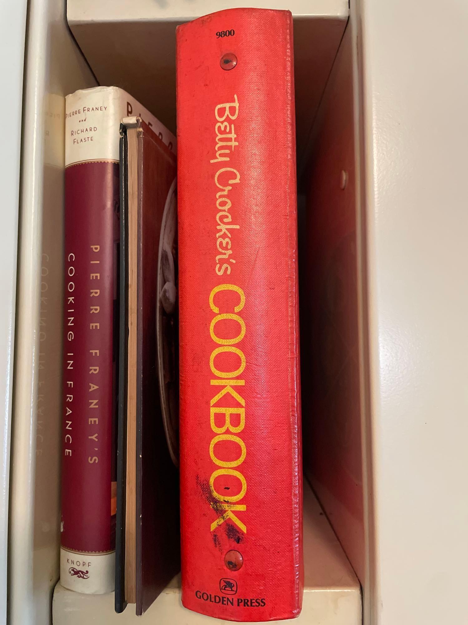 Assorted Cookbooks, Lightbulbs, Decor