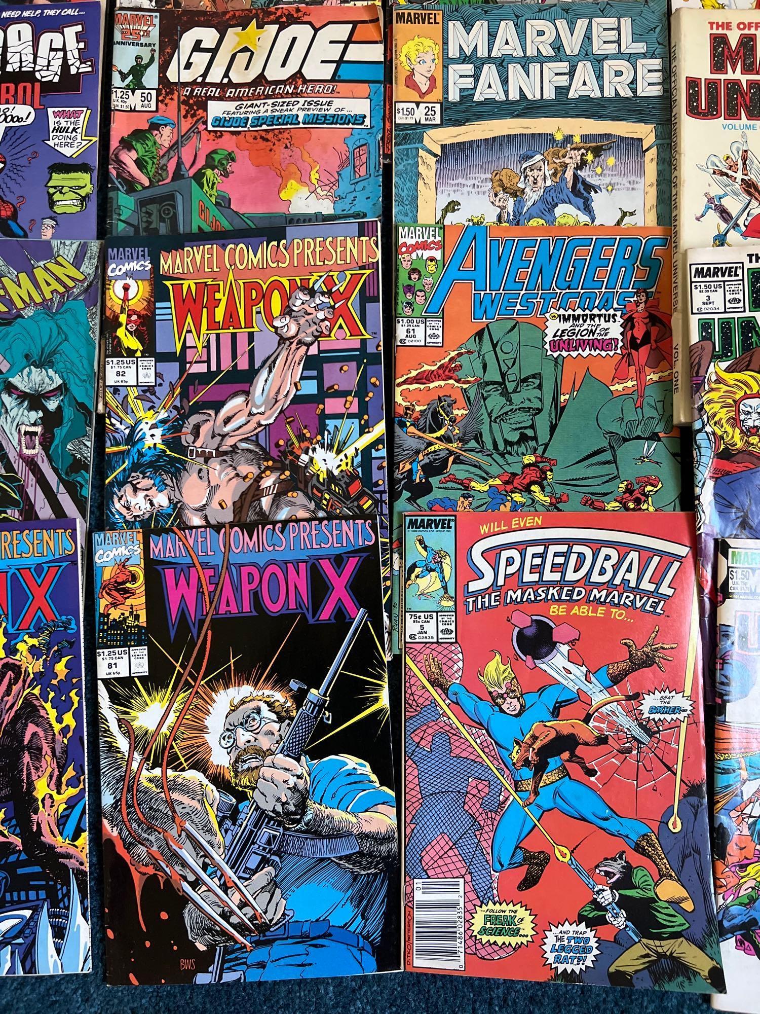 (31) Vintage Marvel Comic Books Hulk, Black Panther, Spiderman, Weapon X, Marvel Universe