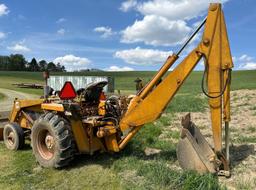 International 3444 Backhoe w/loader. 3492 Hrs.