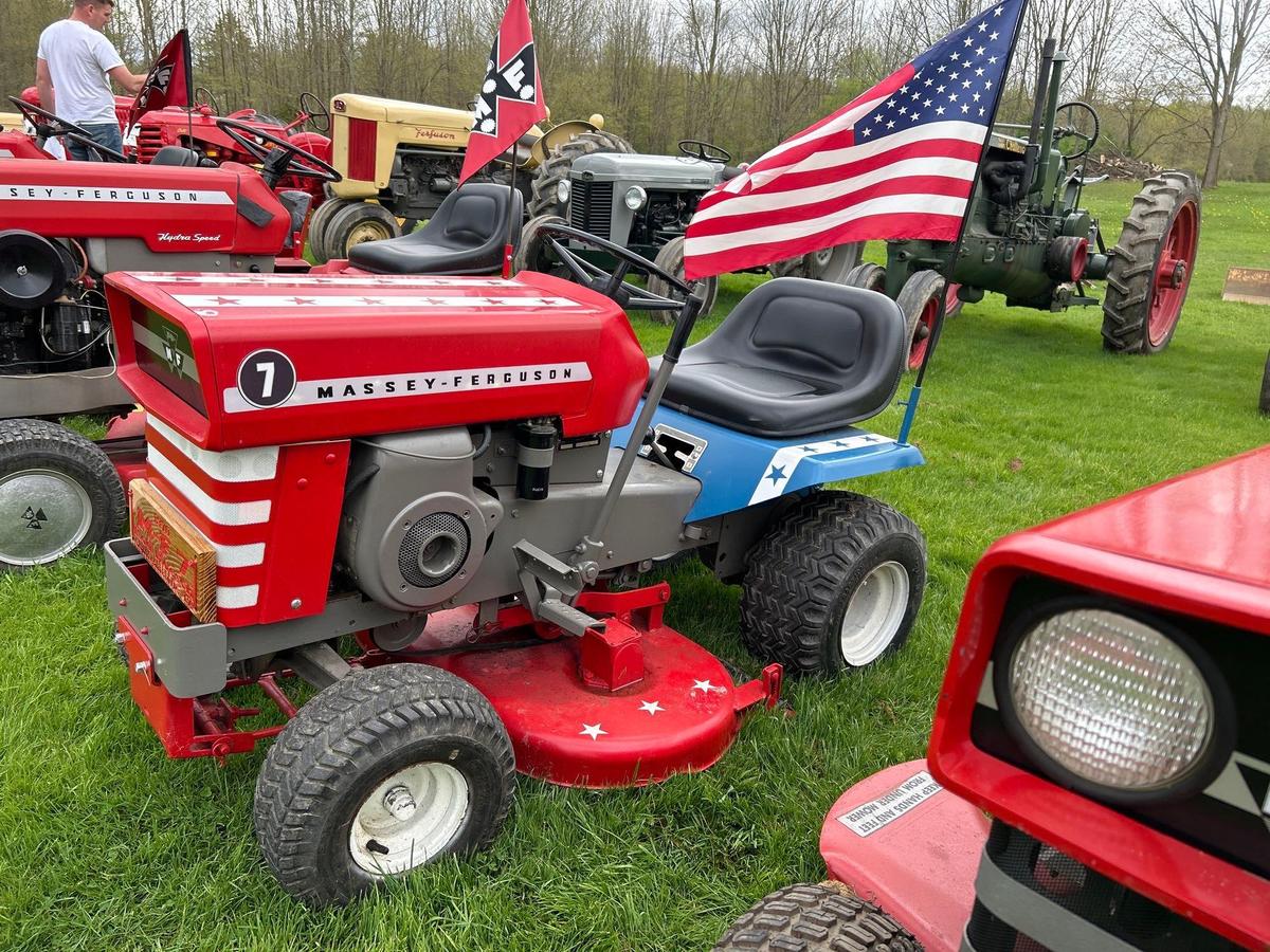 1970 Massey Ferguson 7 lawn tractor