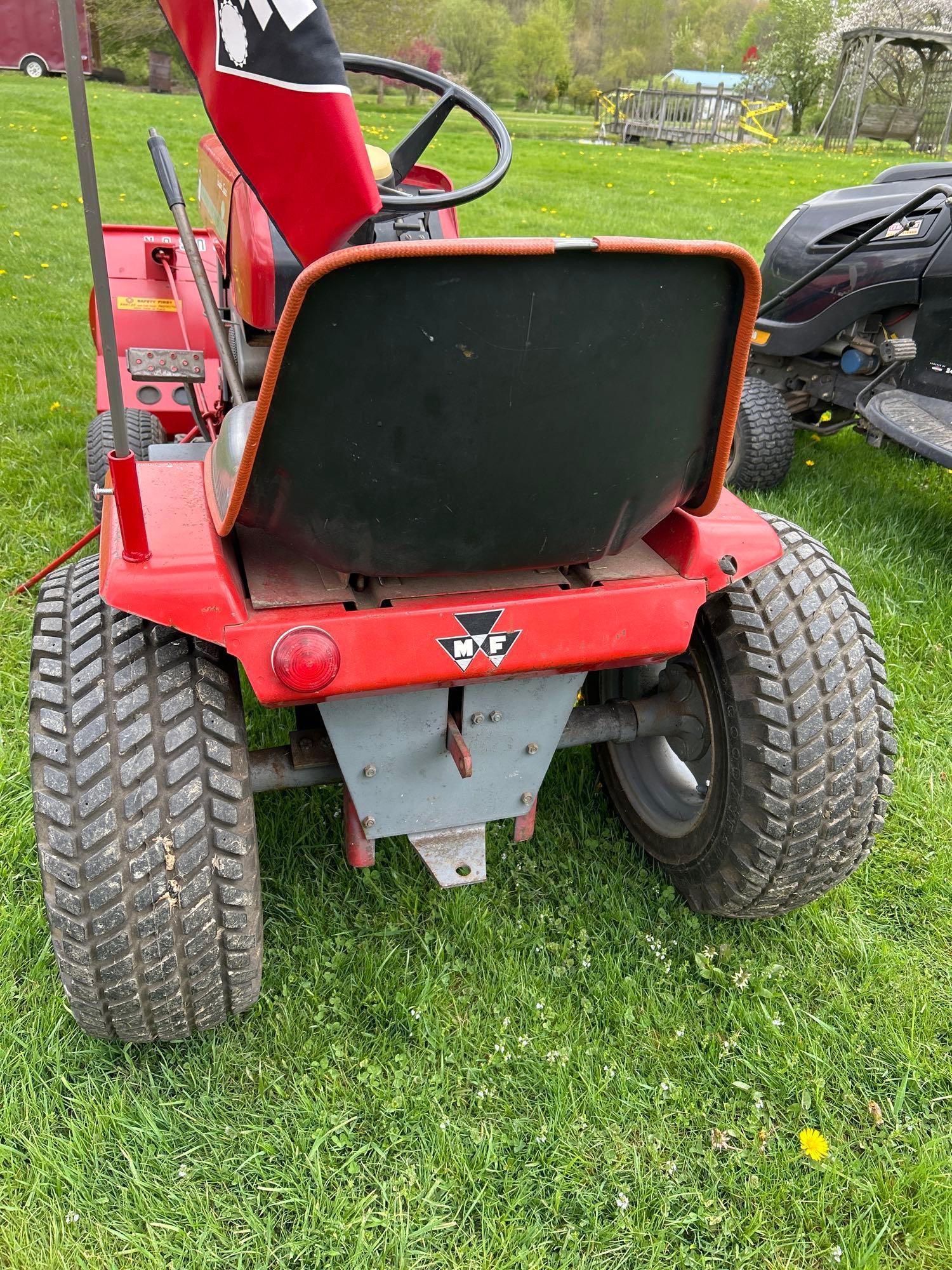 1976 Massey Ferguson 10 lawn tractor