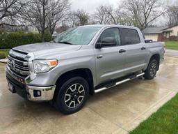 *One Owner* 2016 Toyota Tundra 4x4 Crew Max Pickup Truck with 15,206 Miles