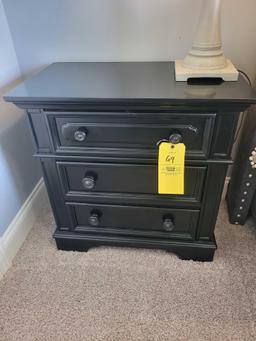 Liberty Furniture 2 piece bedroom set, black finish 9 drawer dresser and 3 drawer night stand