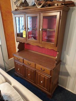 2 Piece Solid Wood Bassett Hutch