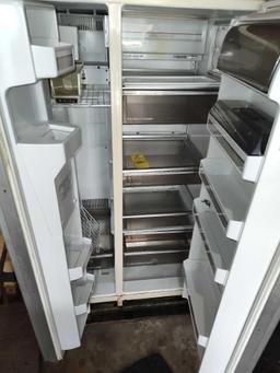 Jenn-Air Refrigerator Freezer