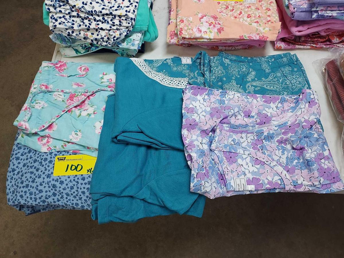 6 Sets of Women's Pajamas