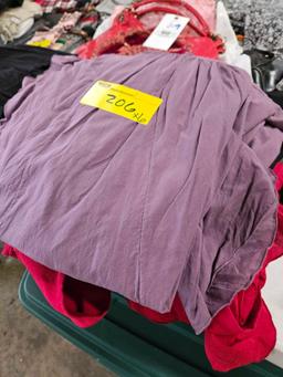 Lady's skirts, bid x 6