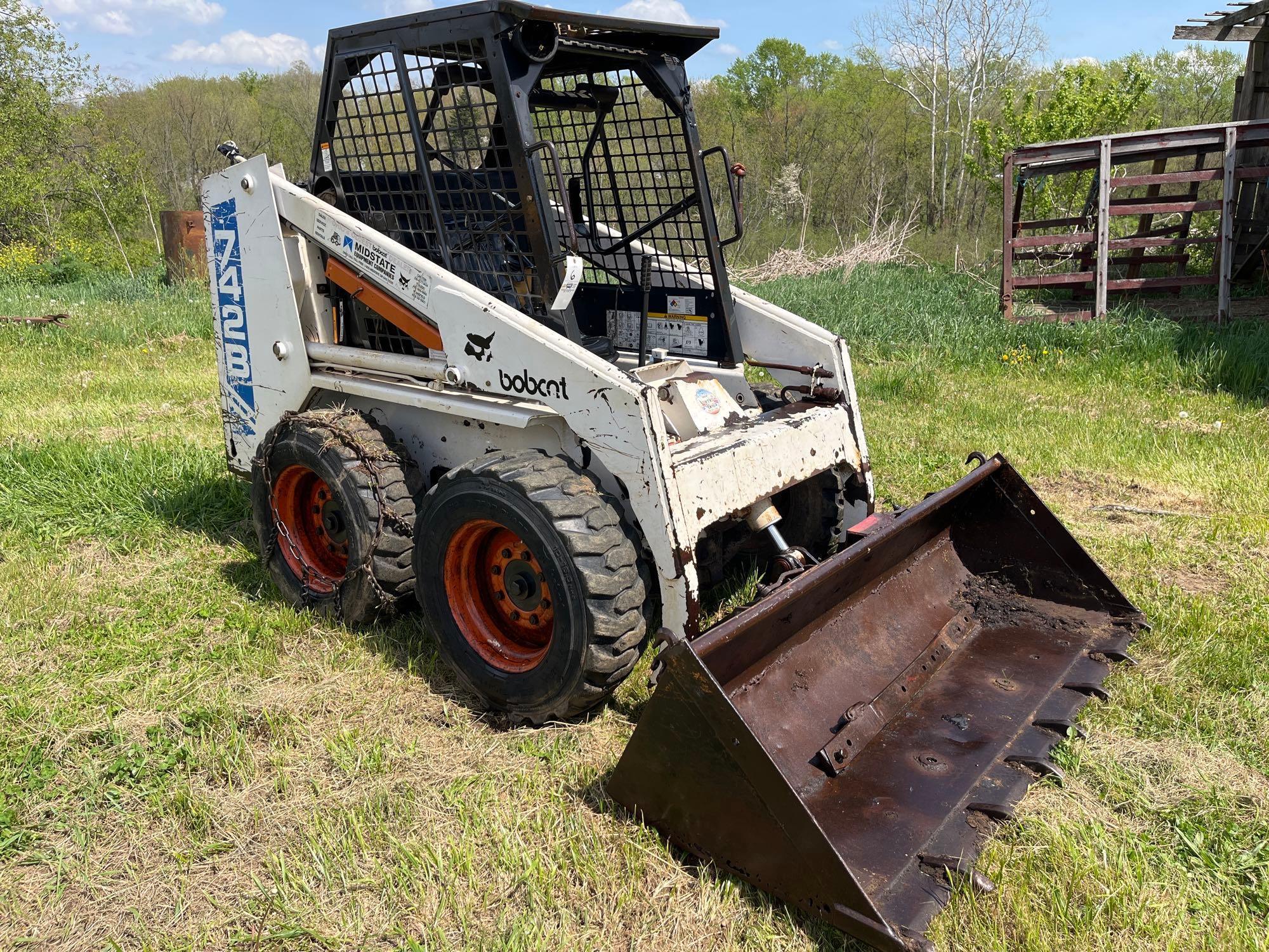 Bobcat 742B Skid Loader