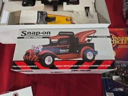 Snap On Die Cast Wrecker, T shirt & Hat, Mac Tools Funny Car & Nascar Winners Circle