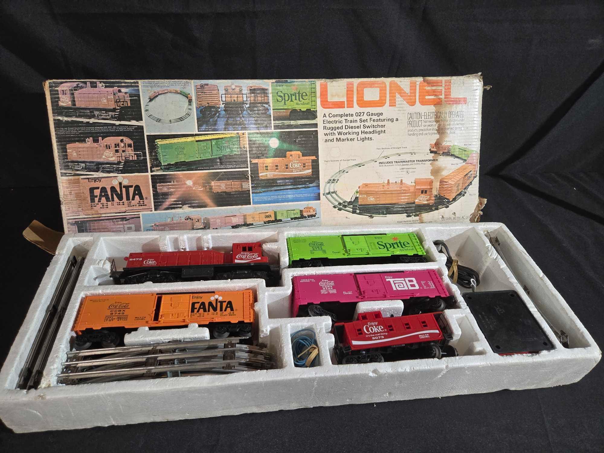 Lionel O27 Gauge Electric Train Set w/ Coca Cola, Sprite & Fanta