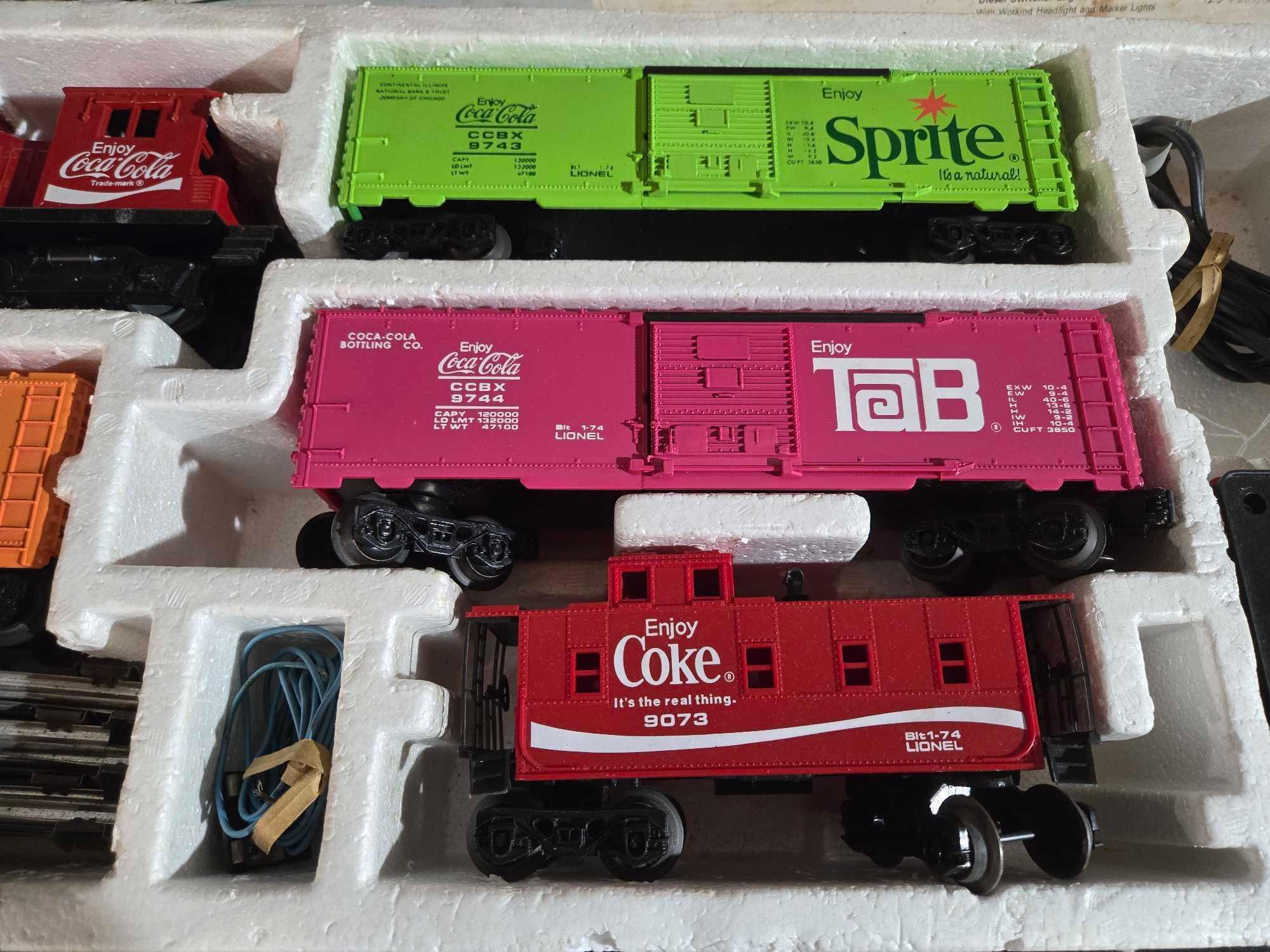 Lionel O27 Gauge Electric Train Set w/ Coca Cola, Sprite & Fanta