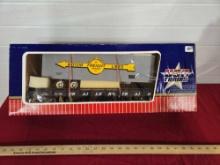 USA Trains R-1780 Cooper Jarrett Piggyback Flat Car