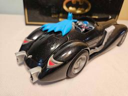 Batman Limited Edition 1/18 Scale 1940 Batmobile Roadster with Figure