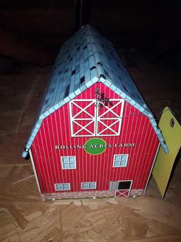 Marx Rolling Acres Metal Barn