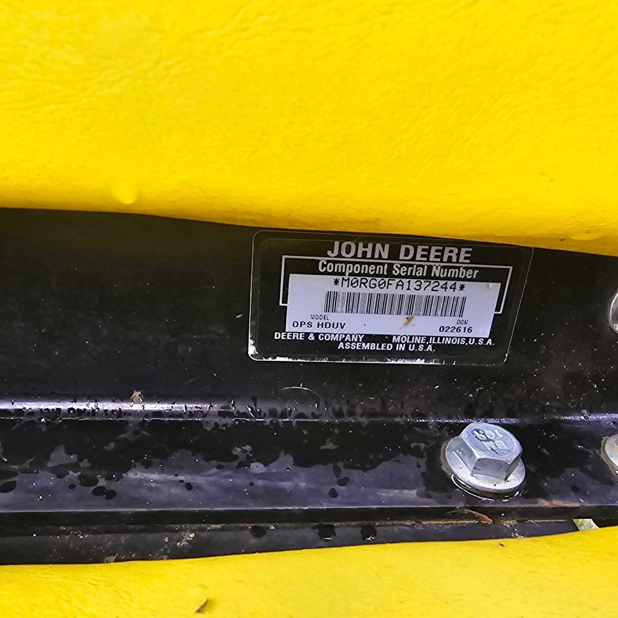 John Deere HPX Diesel Gator - 4x4 - electric dump bed