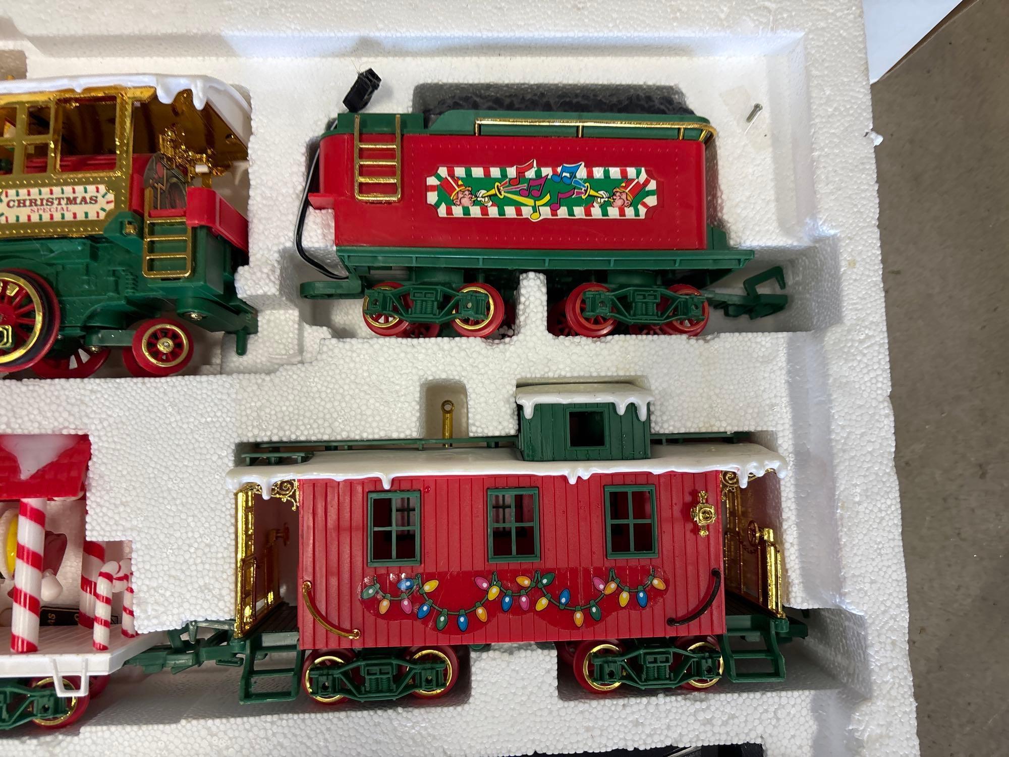 Musical Christmas Express Set