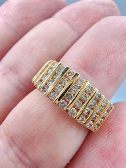 1.44 carats 14k gold diamond pave band ring, size 7.5