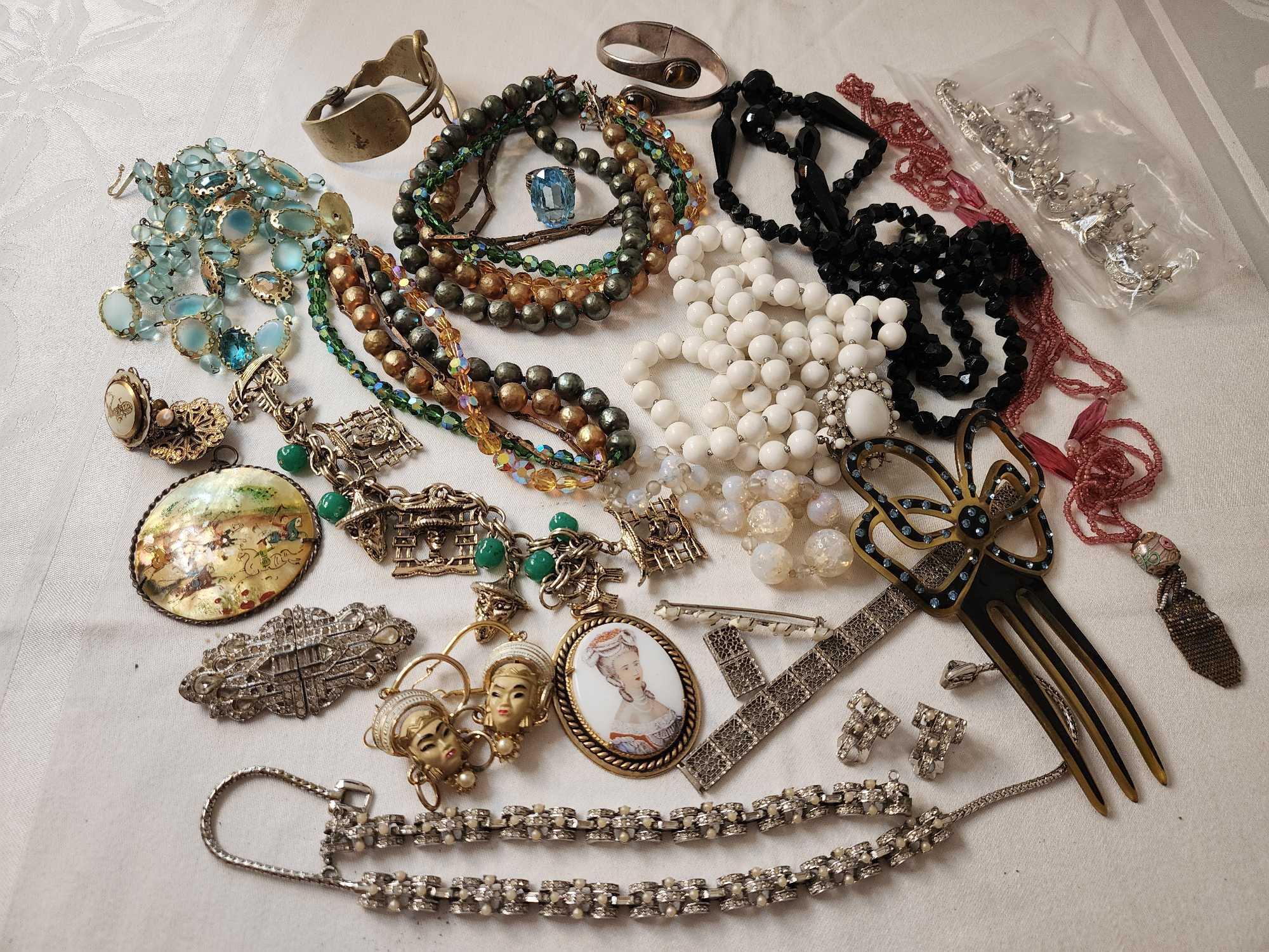 Vintage costume jewelry lot: beads, rhinestones, sets