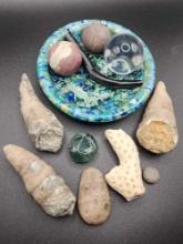 Art pottery dish & gemstone / fossil coral specimens