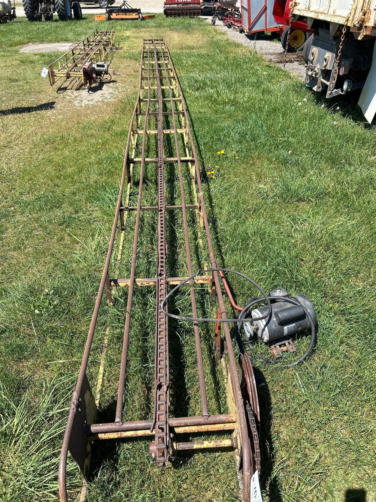 40ft hay elevator - New Holland