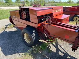 New Holland 320 square baler