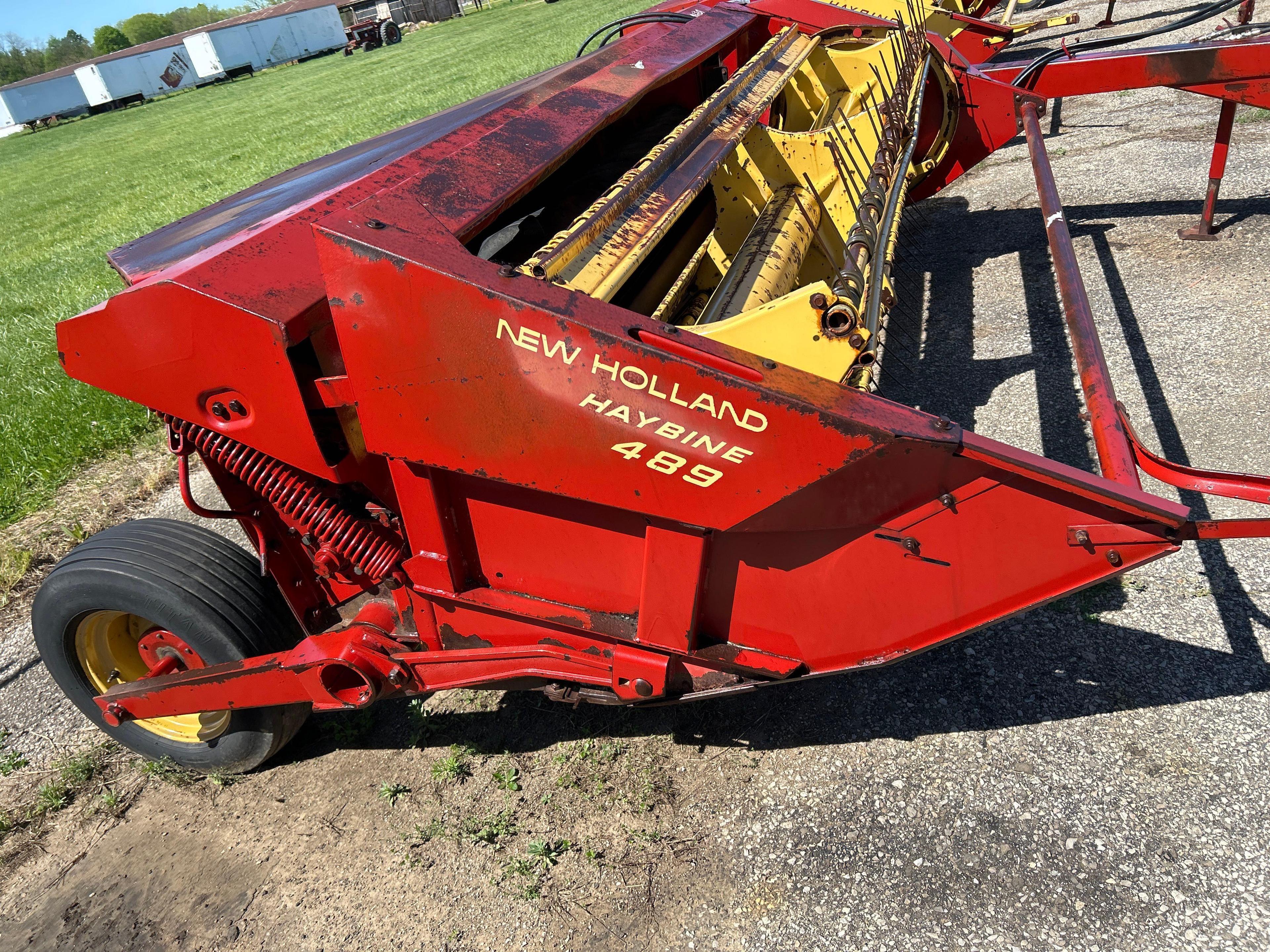 New Holland 489 haybine