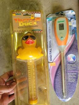 Thermo Duck Pool Thermometers, New Items