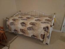 Metal Frame Trundle Bed