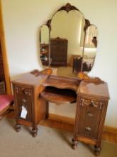 Vintage/Antique 4pc Bedroom Suit (Carved wood, Burled Trim, Dovetailed drawers)