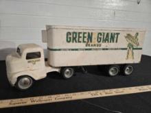 Tonka Toys Green Giant Truck