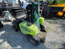 CINCINNATI OHIO / Turfco Stand on sprayer