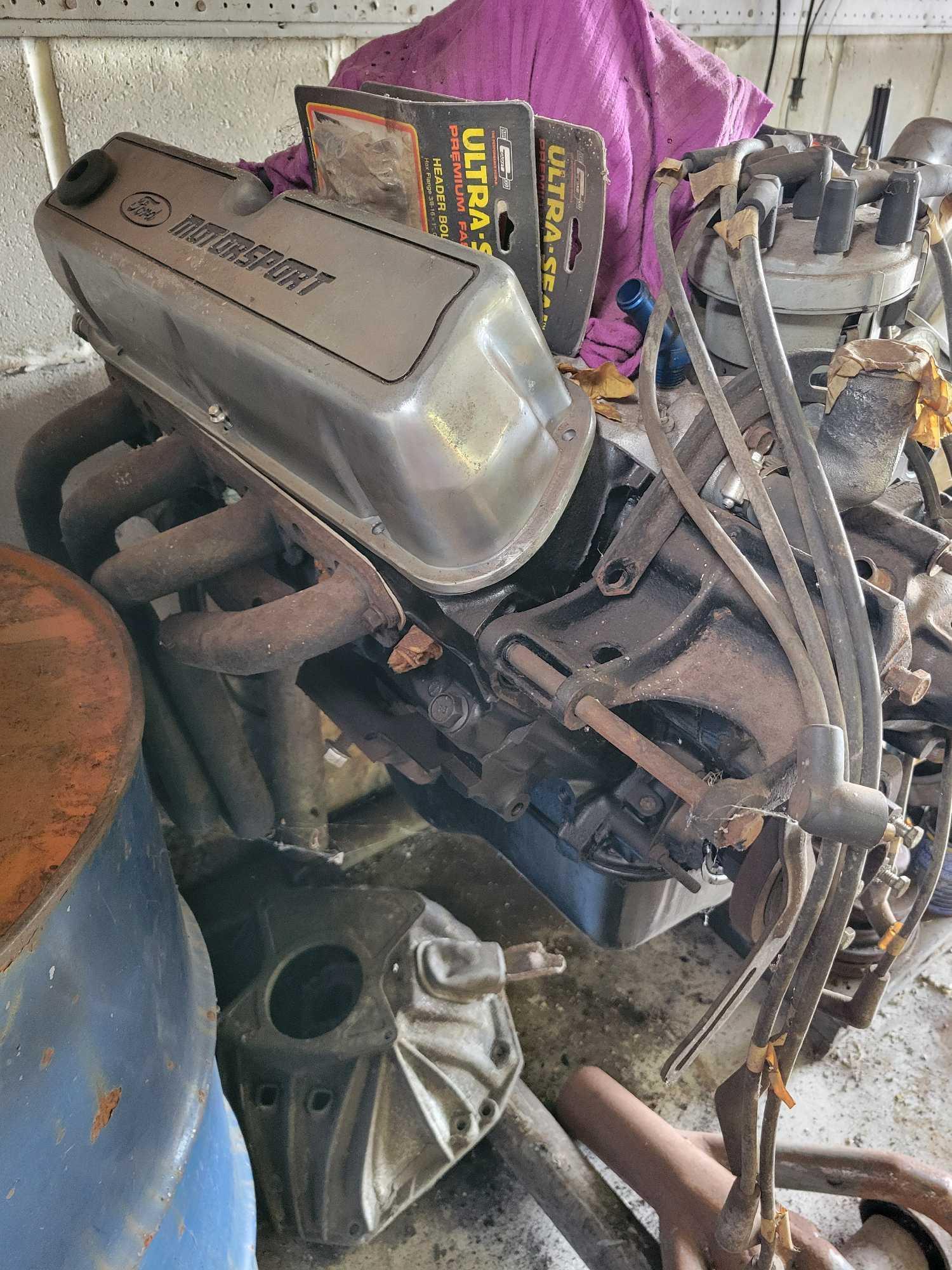 Ford 351 Windsor engine and stand