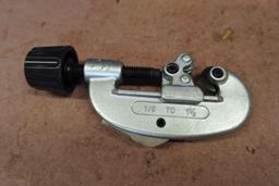 2 Nice New Pipe Cutters General