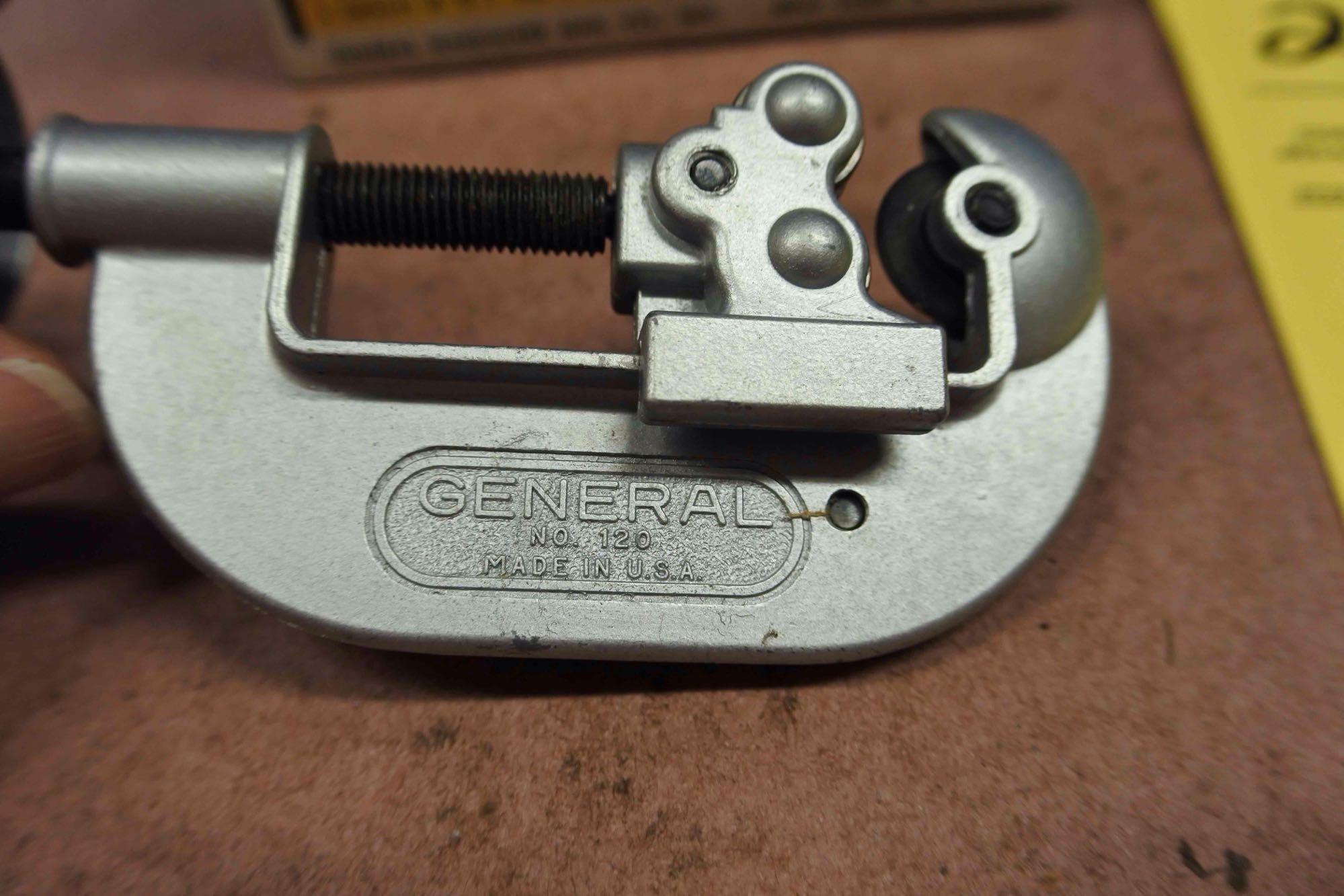 2 Nice New Pipe Cutters General